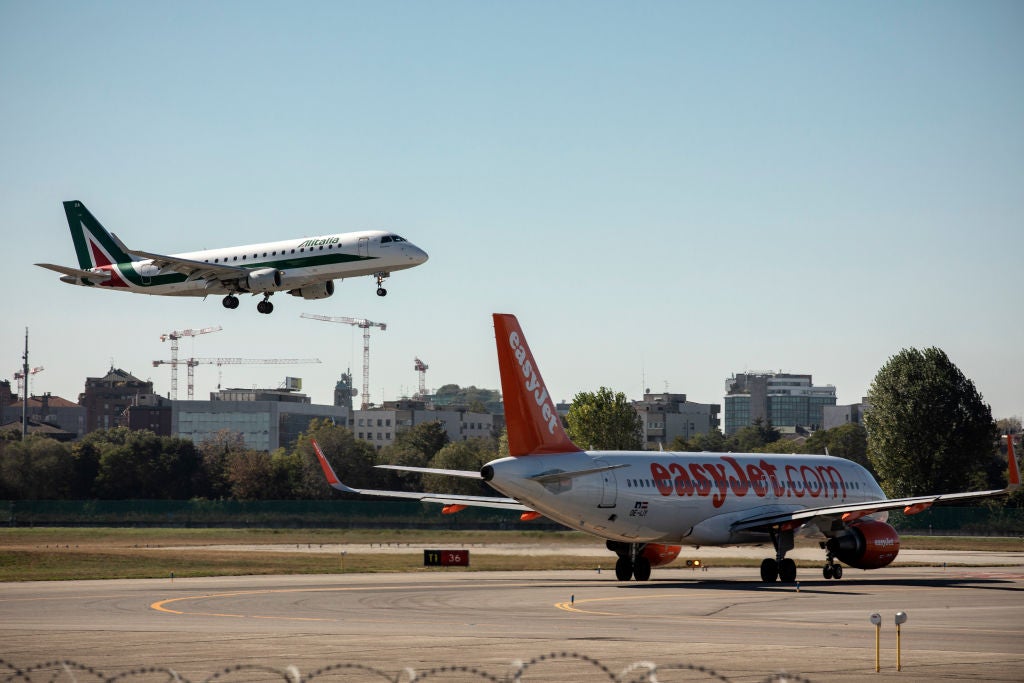 You are currently viewing 24-hour control tower strike to cripple flights in Italy this Friday