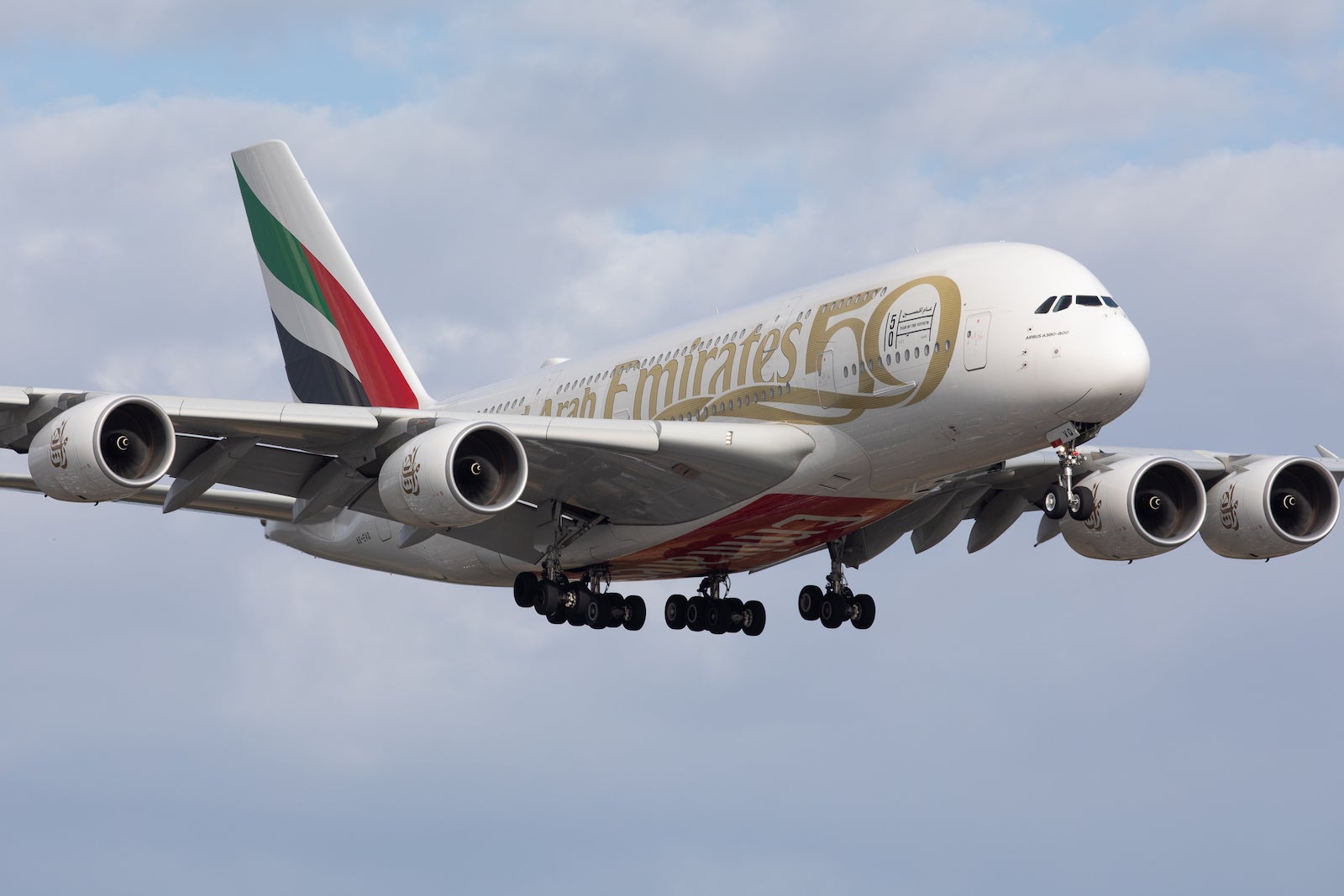 You are currently viewing A home rental with the Emirates bar: Big plans for this A380 relic