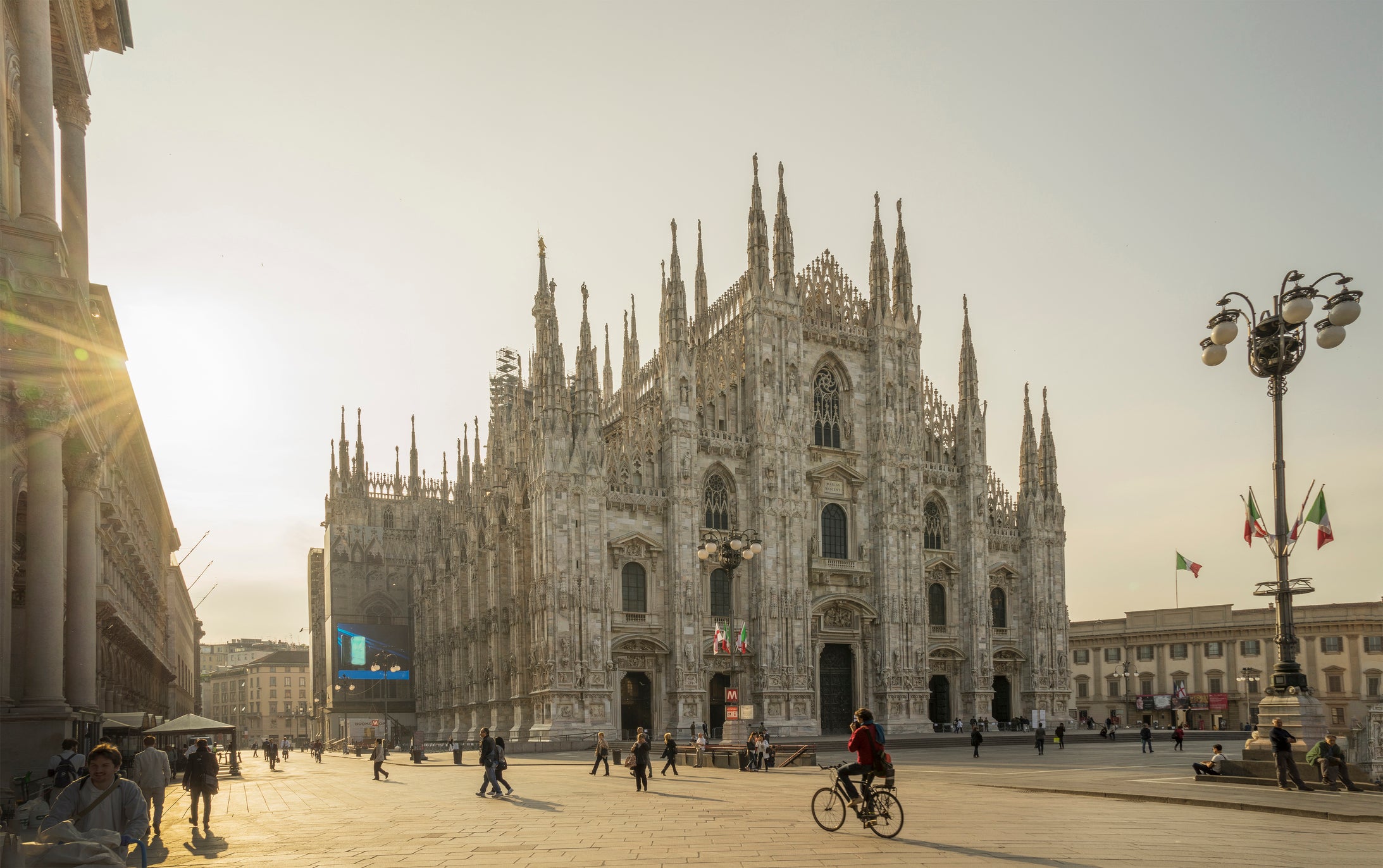 You are currently viewing Premium economy flights to Milan for under $1,000 — including Thanksgiving