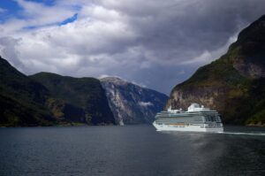 Read more about the article The 3 types of Oceania Cruises ships, explained
