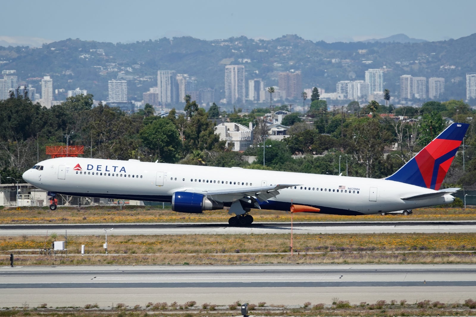 You are currently viewing Delta was 2022’s most on-time airline, new study shows