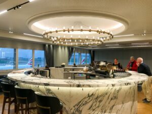 Read more about the article A new Qantas first-class lounge is coming to Heathrow Terminal 3