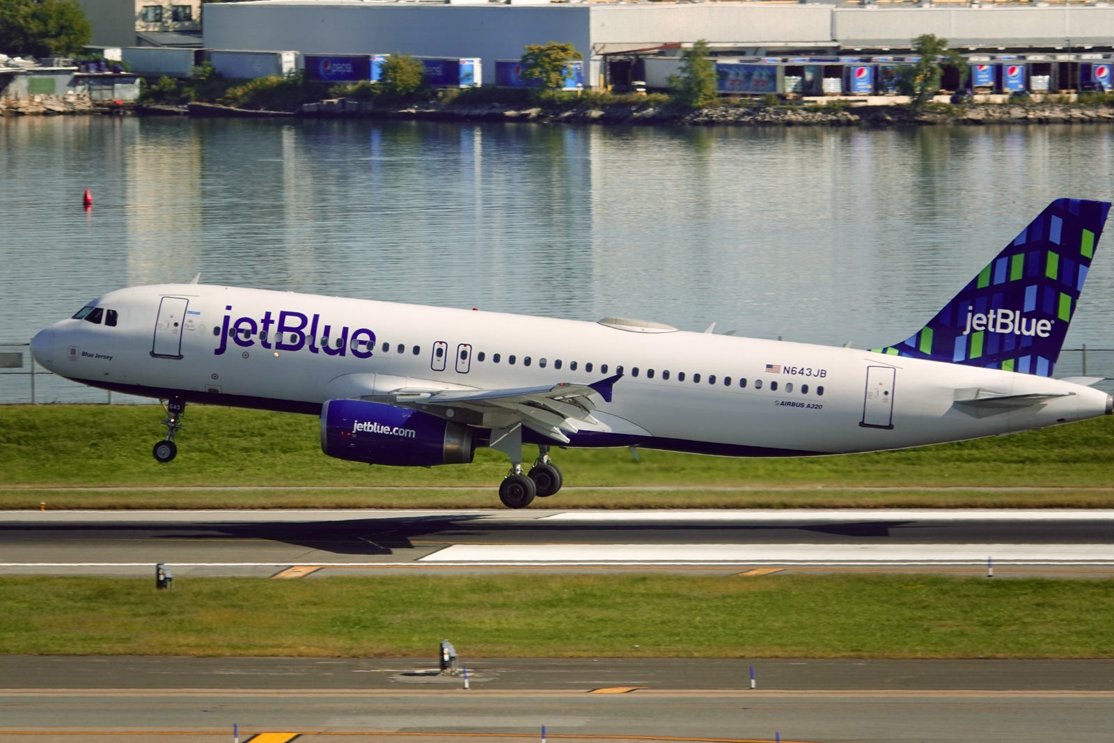You are currently viewing JetBlue launching overhauled TrueBlue loyalty program May 10 with major new perks, 4 status tiers