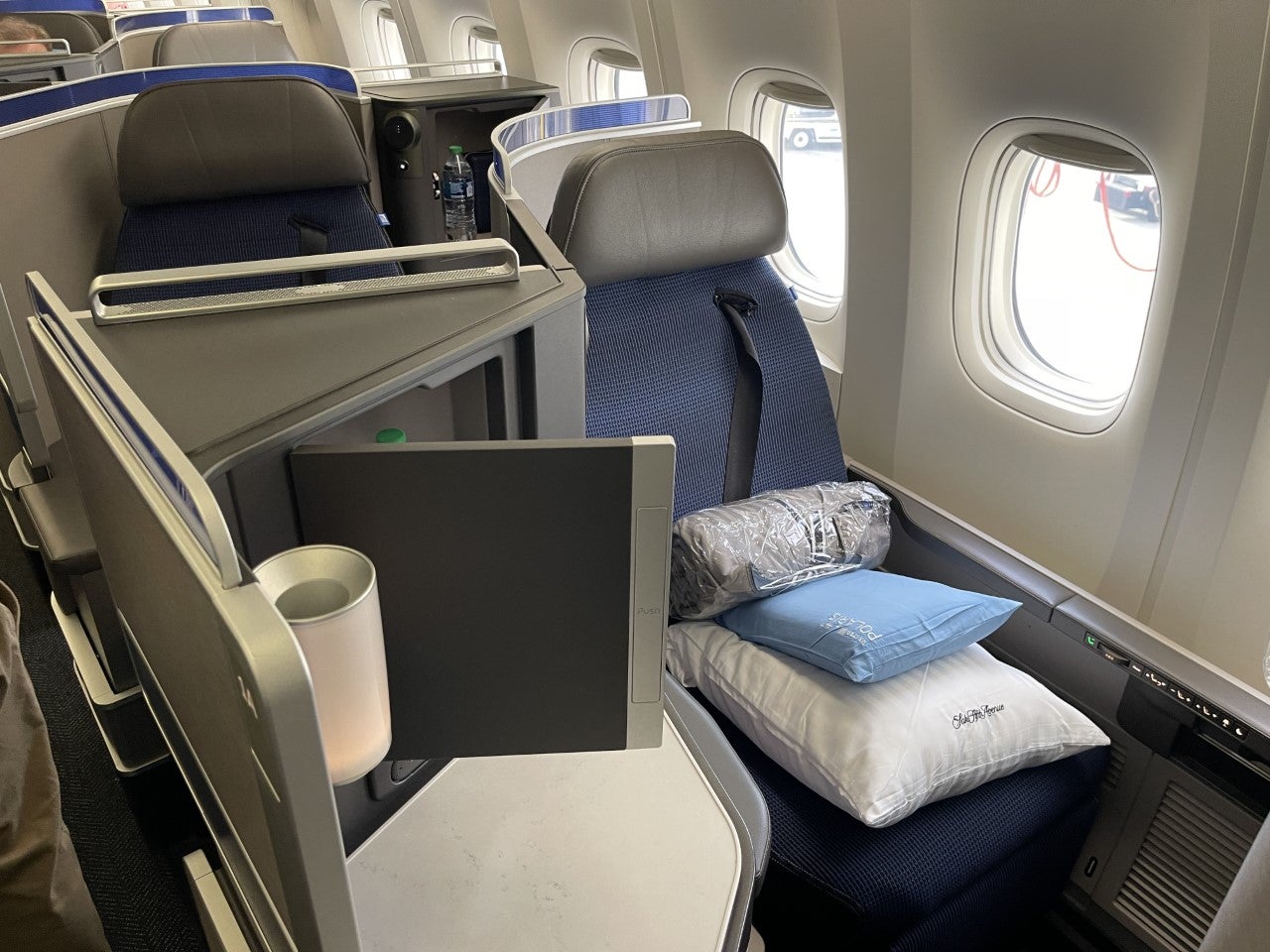 You are currently viewing Why Premium Plus and higher fare classes are the secret to United upgrades