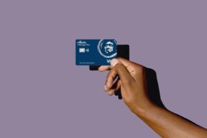Read more about the article Alaska Airlines Visa credit card review: Earn hard-to-get miles with a new 70,000-mile offer