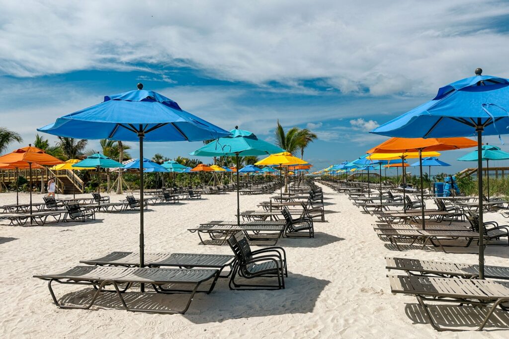 Lighthouse Point Dcl Disney Lookout Cay at Lighthouse Point: A complete guide to Disney ...