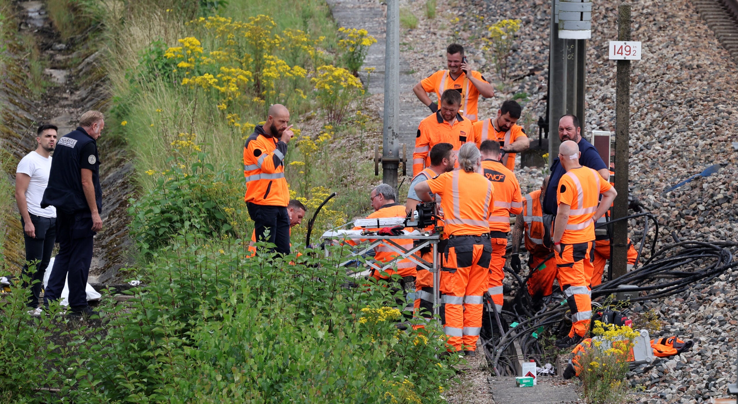 You are currently viewing Arson attacks cause significant disruption to Paris rail network ahead of Olympic opening 