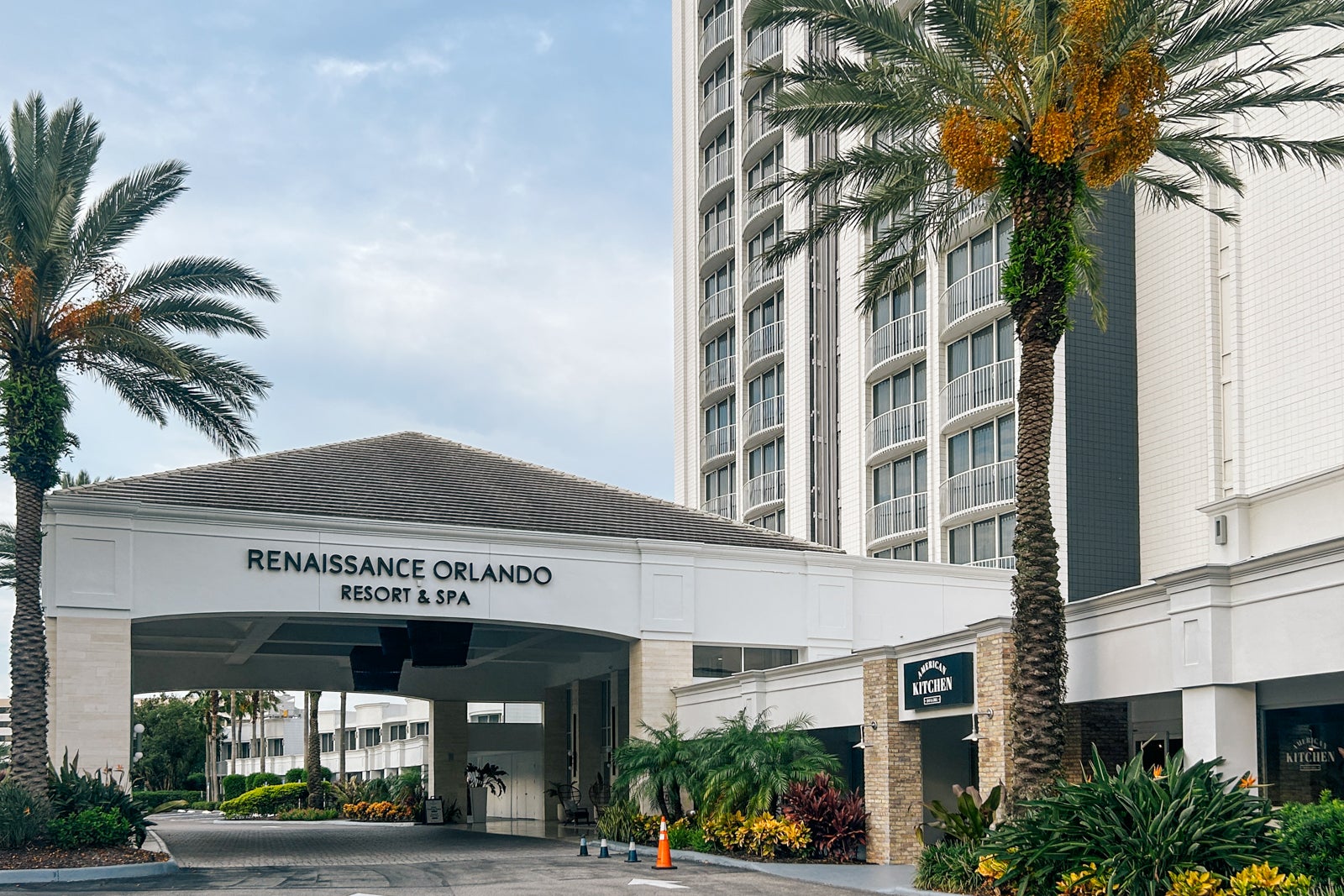 You are currently viewing First look at the renovated Renaissance Orlando at Disney Springs, a new way to use Marriott points at Disney