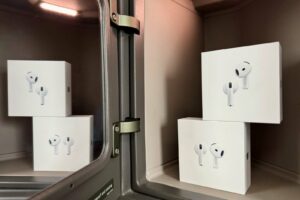 Read more about the article How do Apple’s new cheaper AirPods with noise cancellation stack up for travelers?