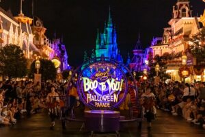 Read more about the article Let’s boo this! How to celebrate Halloween at theme parks this fall