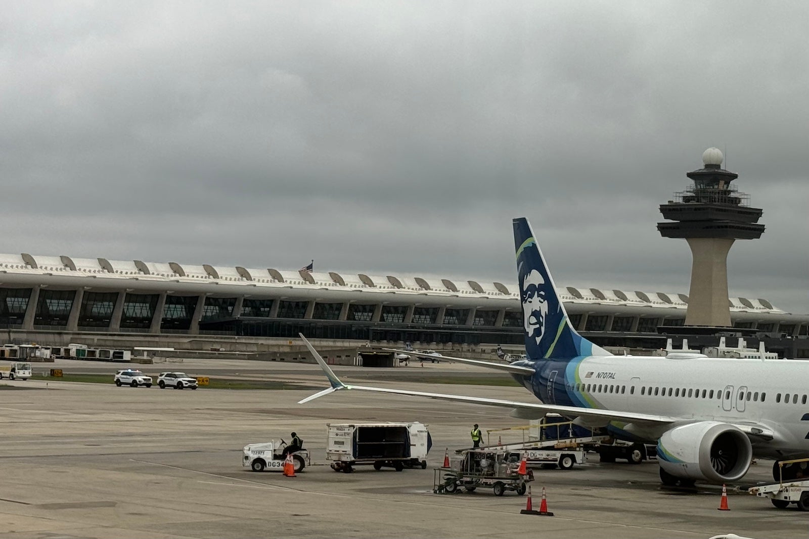 Read more about the article Alaska Airlines overhauls Mileage Plan with milestone perks, new elite-earning options and upgrade updates