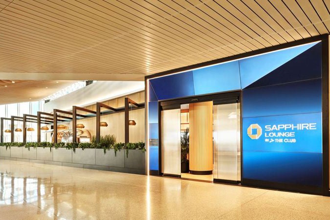 You are currently viewing Chase unveils opening details for 2 new lounges, more updates