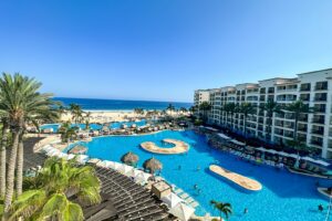 Read more about the article Why now is the time to book an all-inclusive resort with points and miles