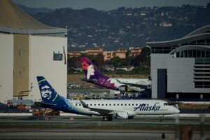 Read more about the article You may want to transfer your Amex points to HawaiianMiles (and then to Alaska Airlines Mileage Plan) soon