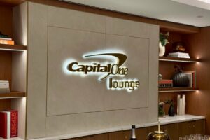 Read more about the article Inside Capital One’s new ‘flagship’ lounge at JFK with impressive amenities