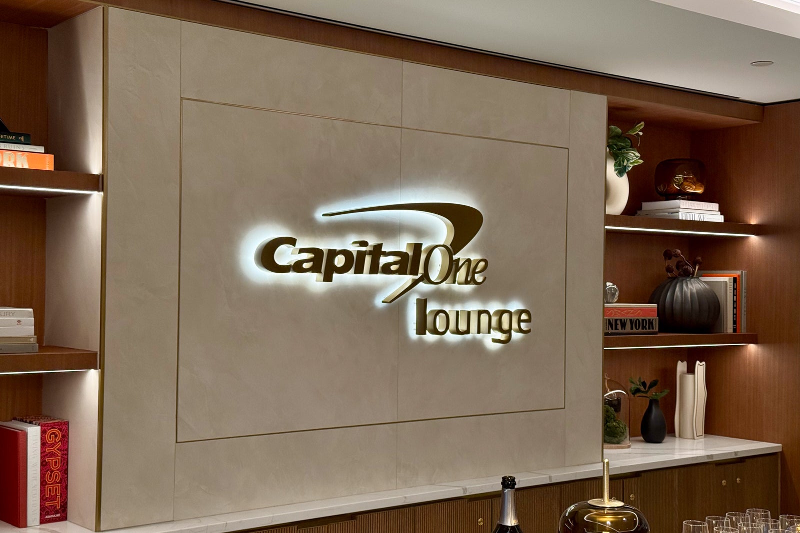 You are currently viewing Inside Capital One’s new ‘flagship’ lounge at JFK with impressive amenities