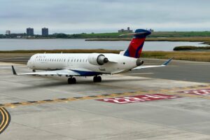 Read more about the article Flights canceled after dozens of Delta regional jets grounded for inspection