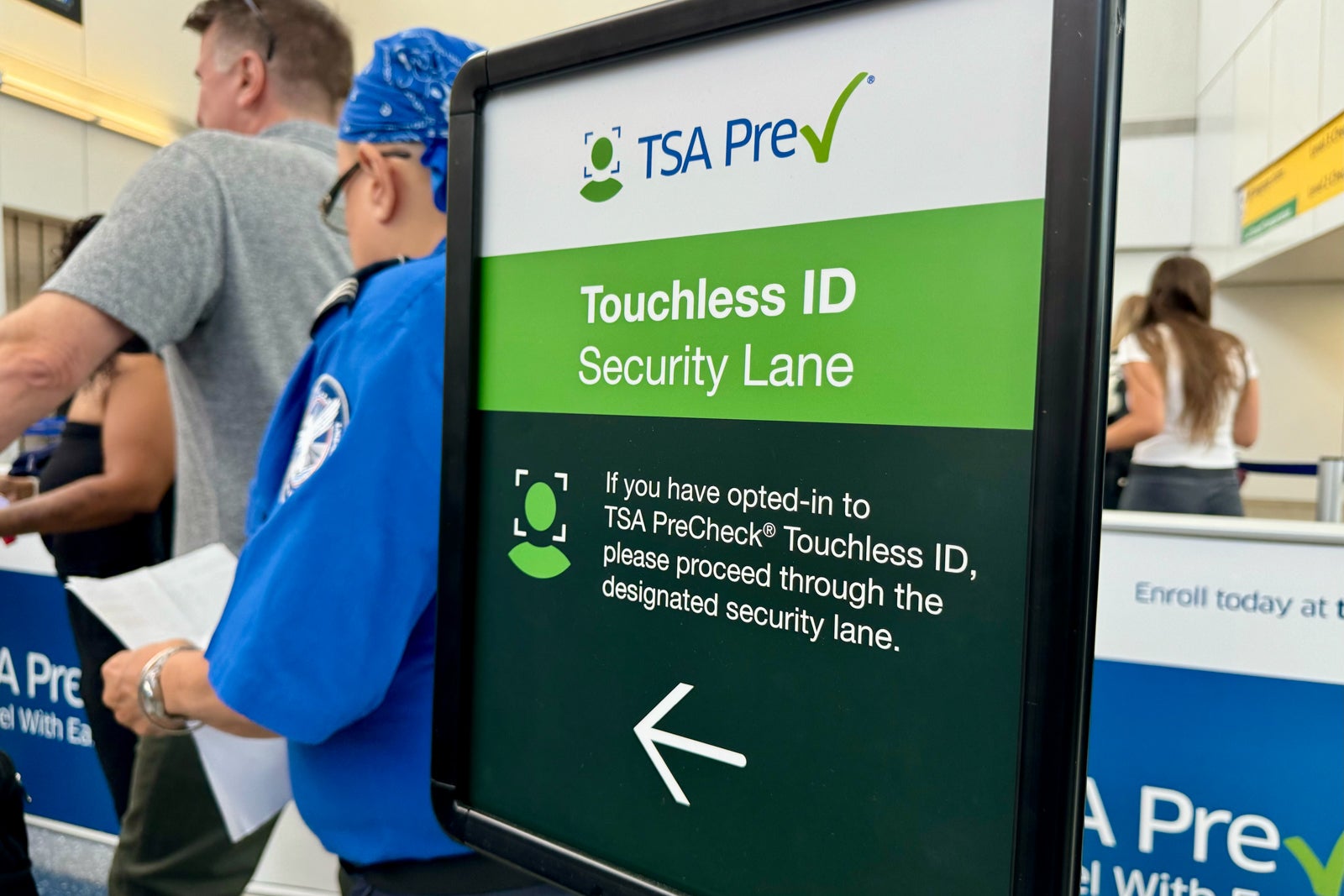 You are currently viewing Alaska Airlines adding Touchless ID at Los Angeles, Portland, and Seattle airports