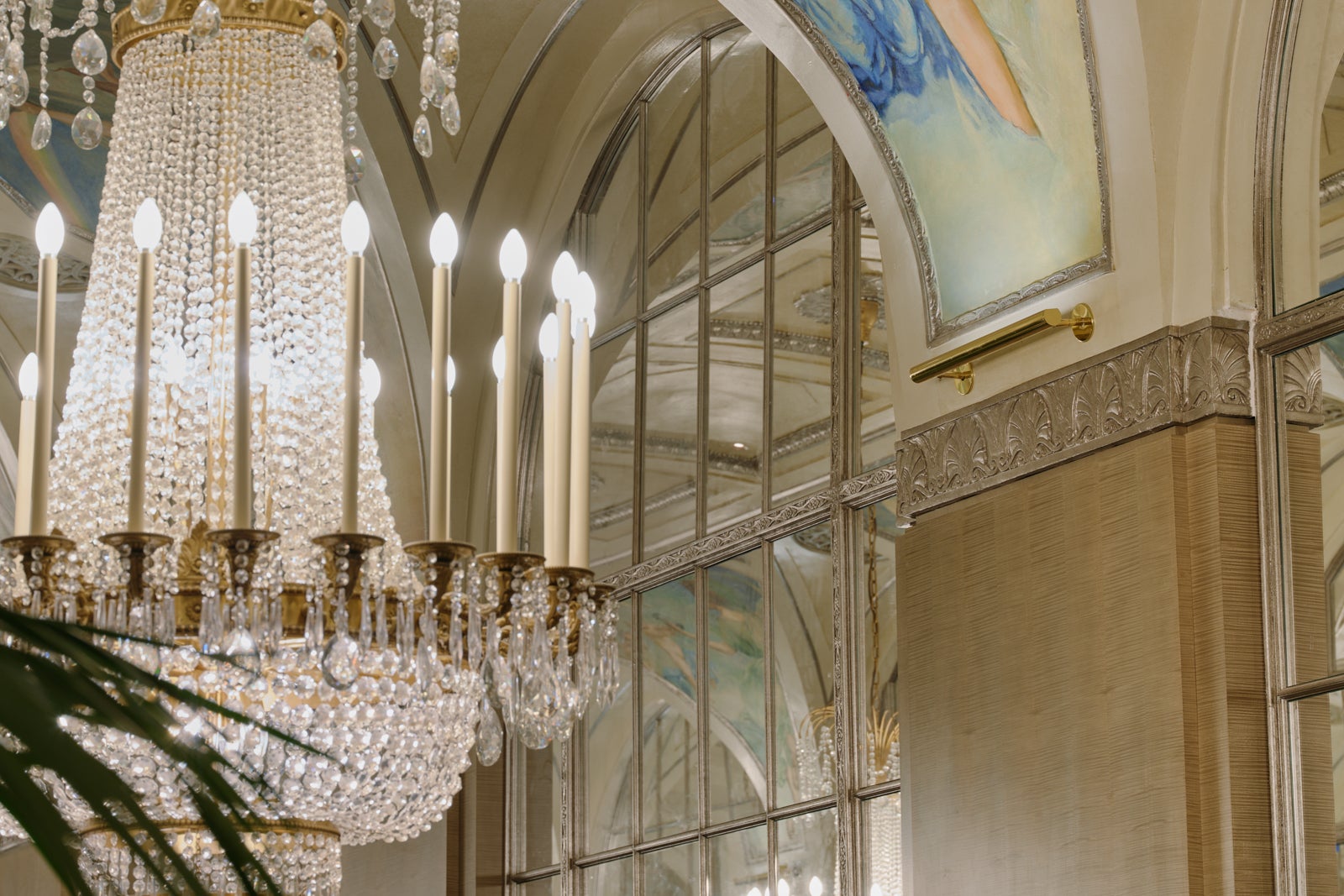 You are currently viewing Sneak peek: Take a look inside the multibillion-dollar Waldorf Astoria New York remodel