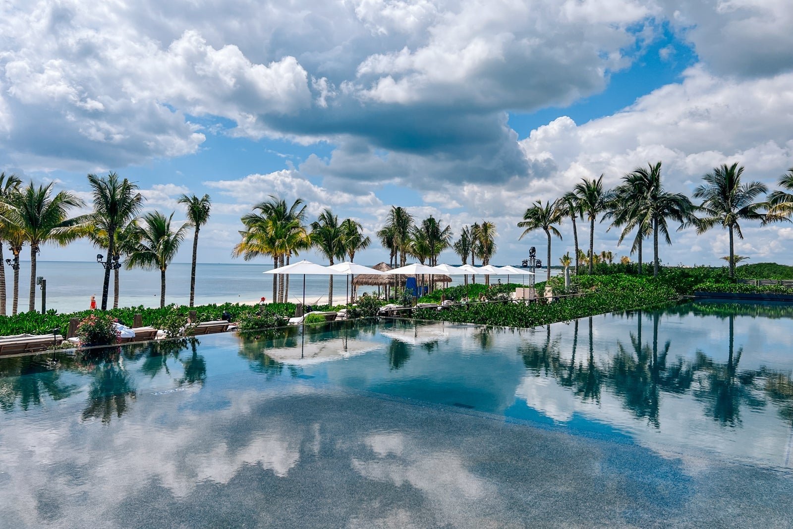 You are currently viewing These boutique hotels have some of the dreamiest hotel pools — and you can book them using points