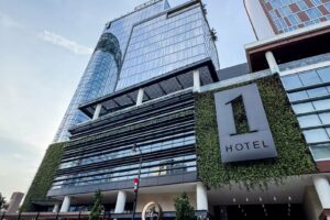 Read more about the article Eco-chic in Music City: A review of the 1 Hotel Nashville