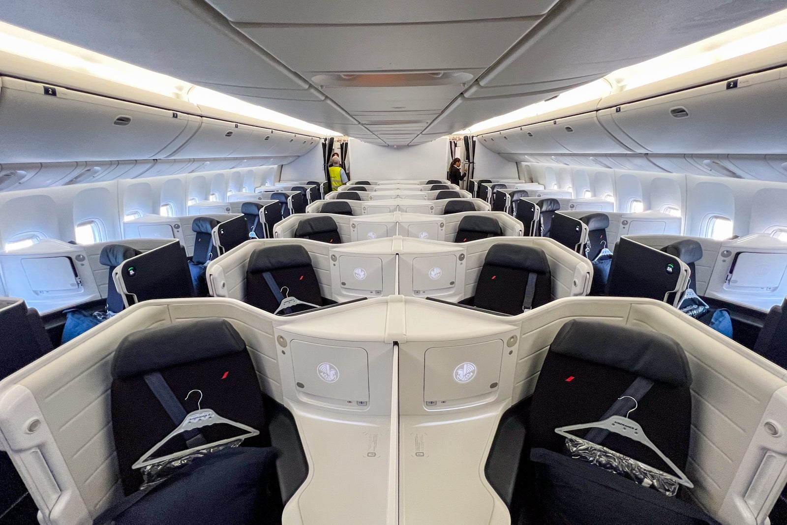 You are currently viewing Best ways to use Amex Membership Rewards points, from business-class flights to Europe to budget-friendly hotel stays