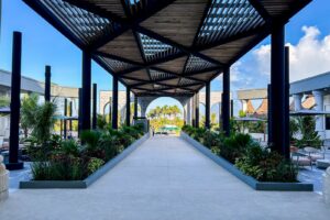 Read more about the article Devaluations and lost benefits: 4 frustrating hotel loyalty program trends that are likely to continue