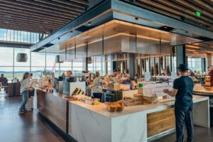 Read more about the article Who’s eligible for the Atmos Rewards Summit Visa Infinite Credit Card?