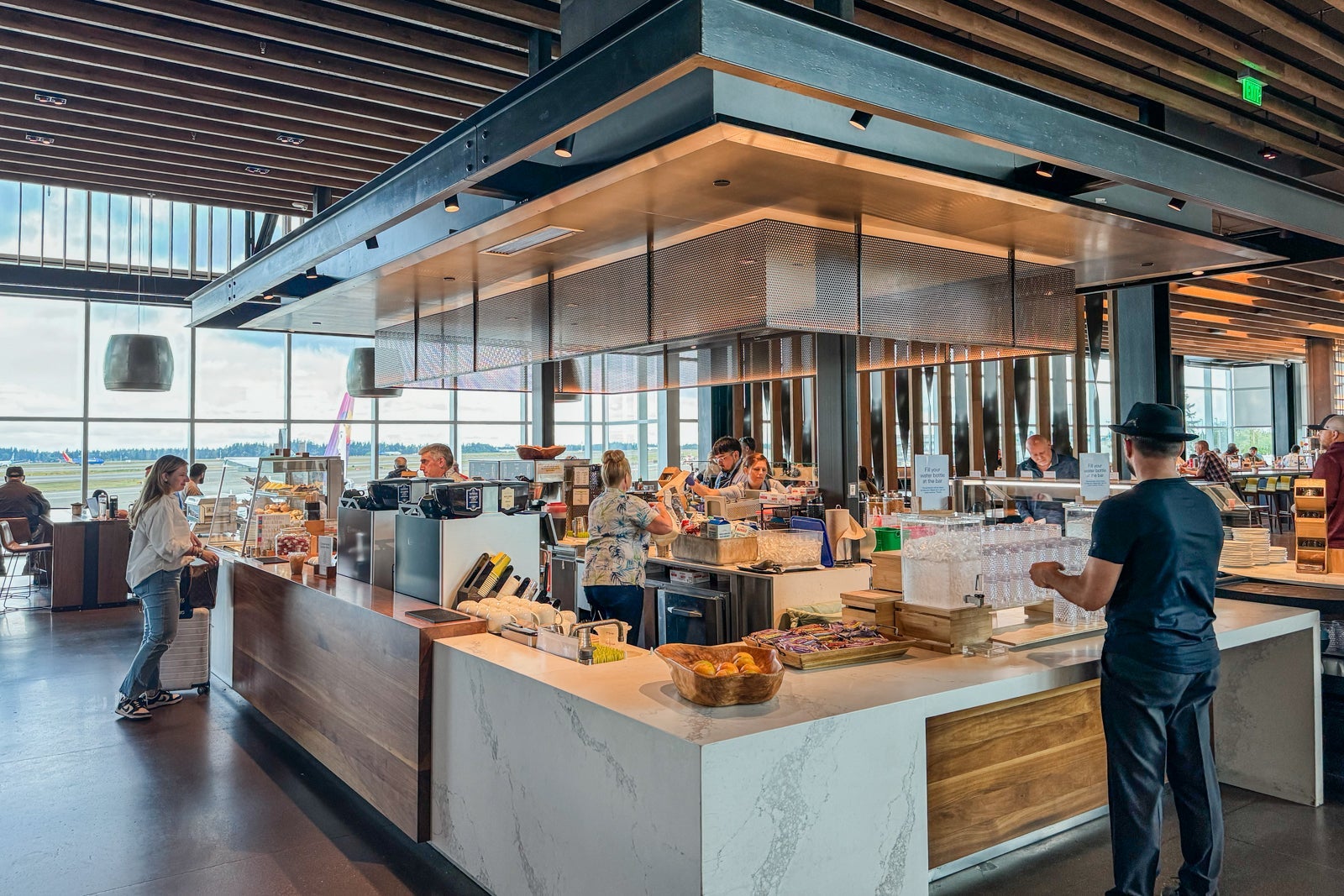 You are currently viewing Who’s eligible for the Atmos Rewards Summit Visa Infinite Credit Card?