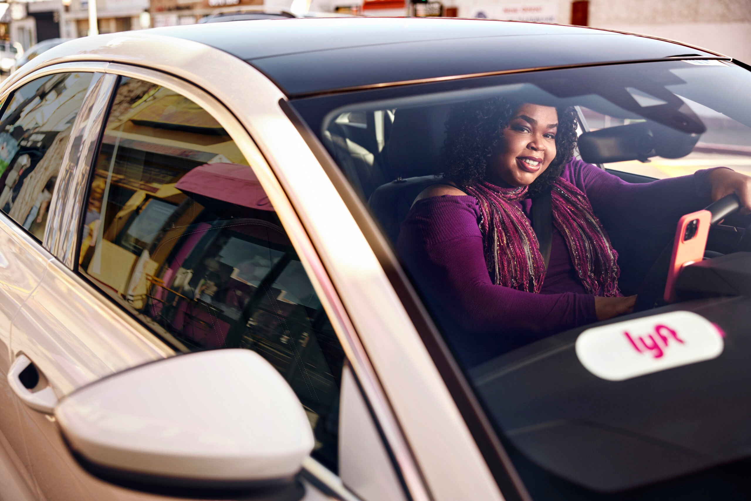 Read more about the article Lyft launches cash rewards program for loyal riders — does it make sense for you?