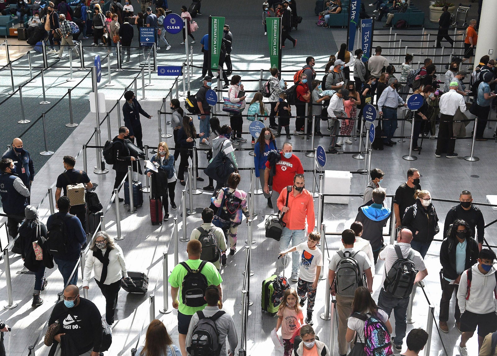 Read more about the article Here’s what Thanksgiving foods you can bring in your carry-on and what has to be checked