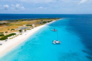 Read more about the article The 12 best secret beaches in the Caribbean