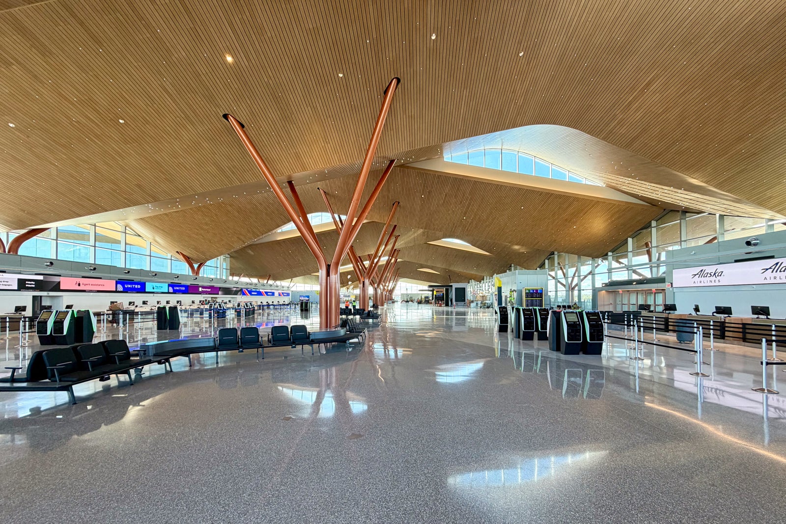 Read more about the article Pittsburgh just landed a coveted new route to Europe to cap a huge year for the airport