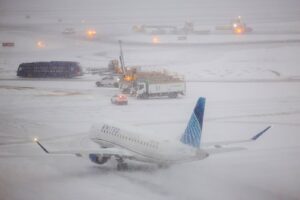Read more about the article 20,000 flights canceled in winter storm, but the worst may be behind us