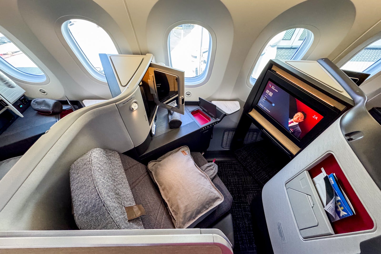 Read more about the article ExpertFlyer unveils 330-day American systemwide upgrade availability and detailed seat maps