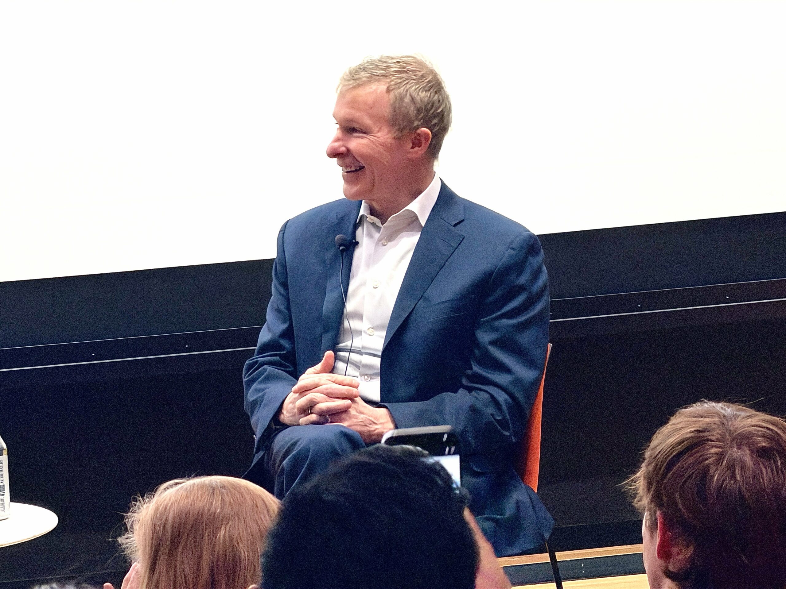 You are currently viewing United CEO says global travel demand remains strong even as Middle East crisis expands