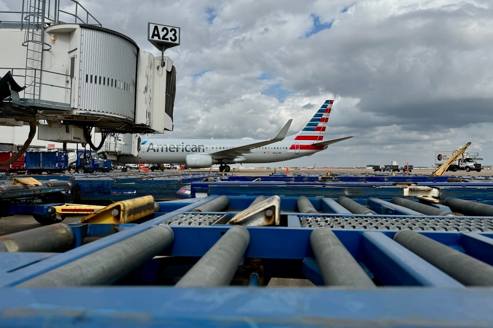 You are currently viewing Air travel concerns over European jet fuel shortage grow: What travelers should know