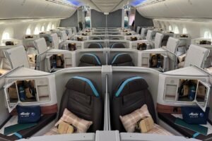 Read more about the article Alaska Airlines plots premium economy, luxe Seattle lounge as global expansion ramps up