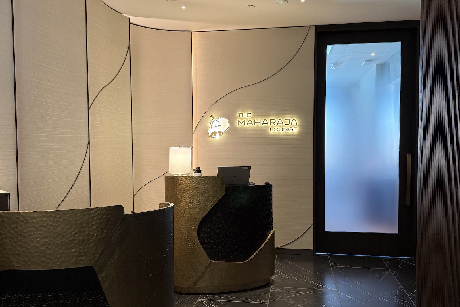 You are currently viewing First look: Inside Air India’s new Maharaja Lounge at SFO