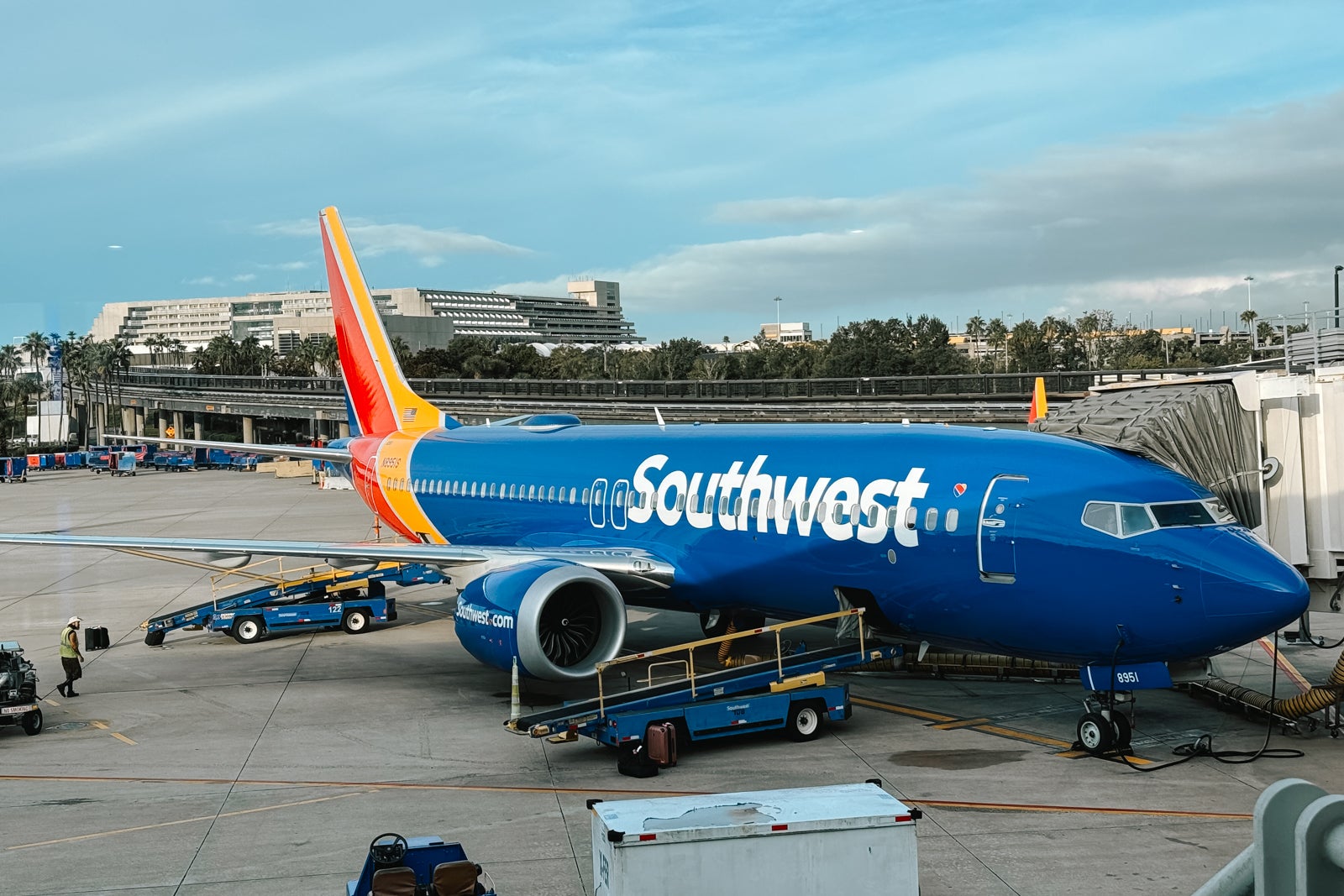 You are currently viewing Southwest launches Rapid Rewards Debit Card with points and perks
