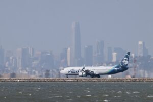 Read more about the article SFO flight delays surged 60% this spring. Now, United says relief could be in sight.