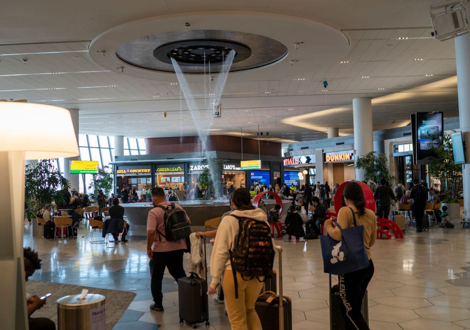 You are currently viewing It might be LaGuardia’s nicest terminal. So why does JetBlue want out?