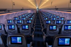 Read more about the article Delta SkyMiles Platinum Amex review: A solid mid-tier pick for Delta devotees