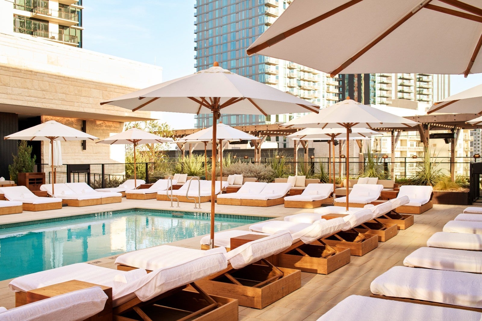 Read more about the article 1 Hotels takes Austin, a social-focused Hyatt all-inclusive and more hotel news