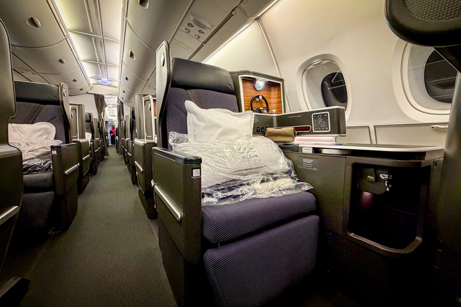 You are currently viewing Qantas’ A380 isn’t the newest way to fly — but kangaroo pajamas and an onboard lounge make it a treat