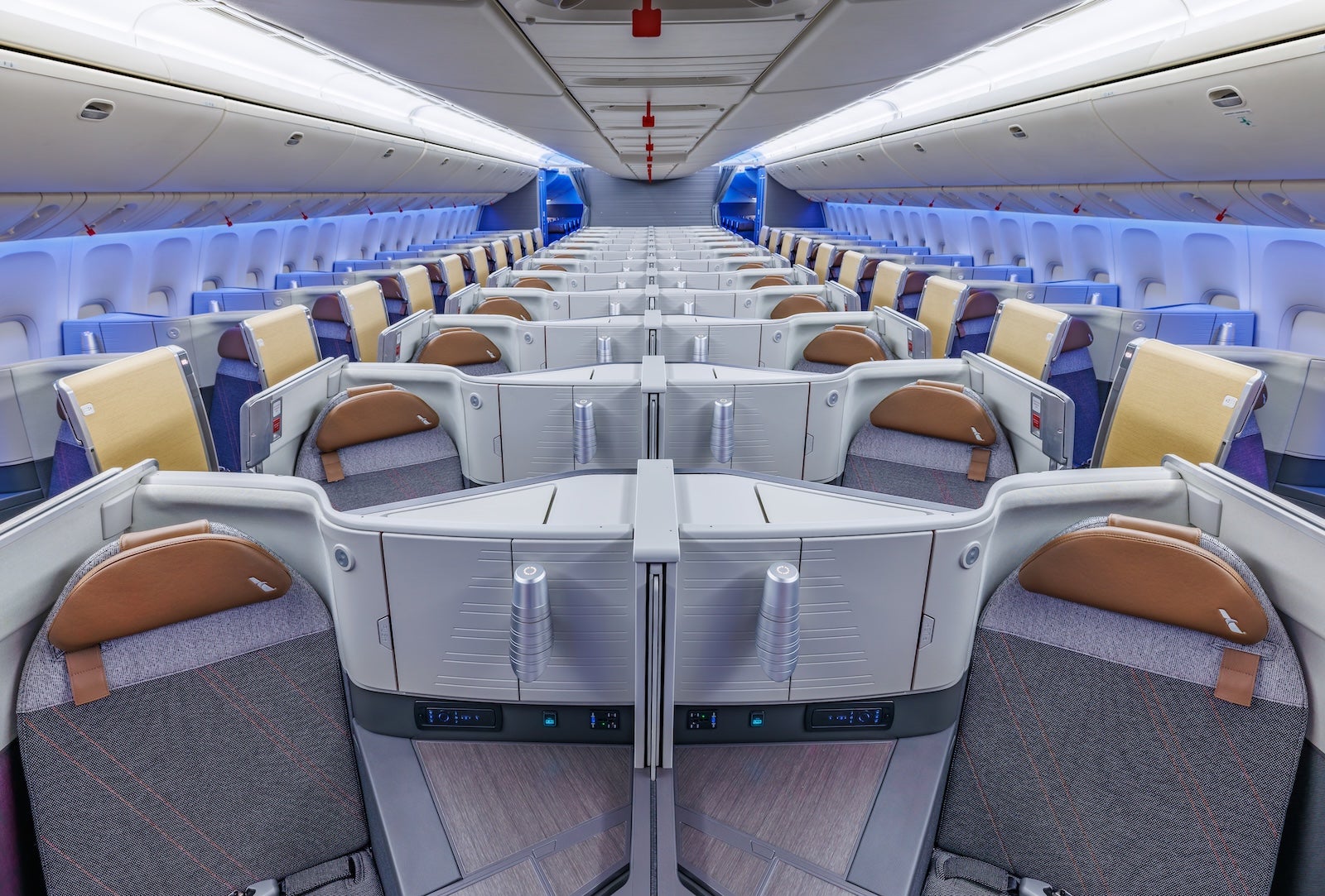 You are currently viewing Best time to apply for AAdvantage cards based on offer history