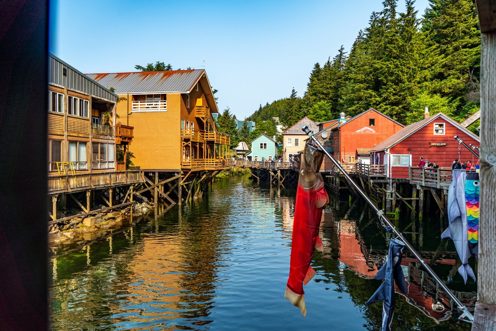 Read more about the article The ultimate guide to Alaska cruise ports and attractions