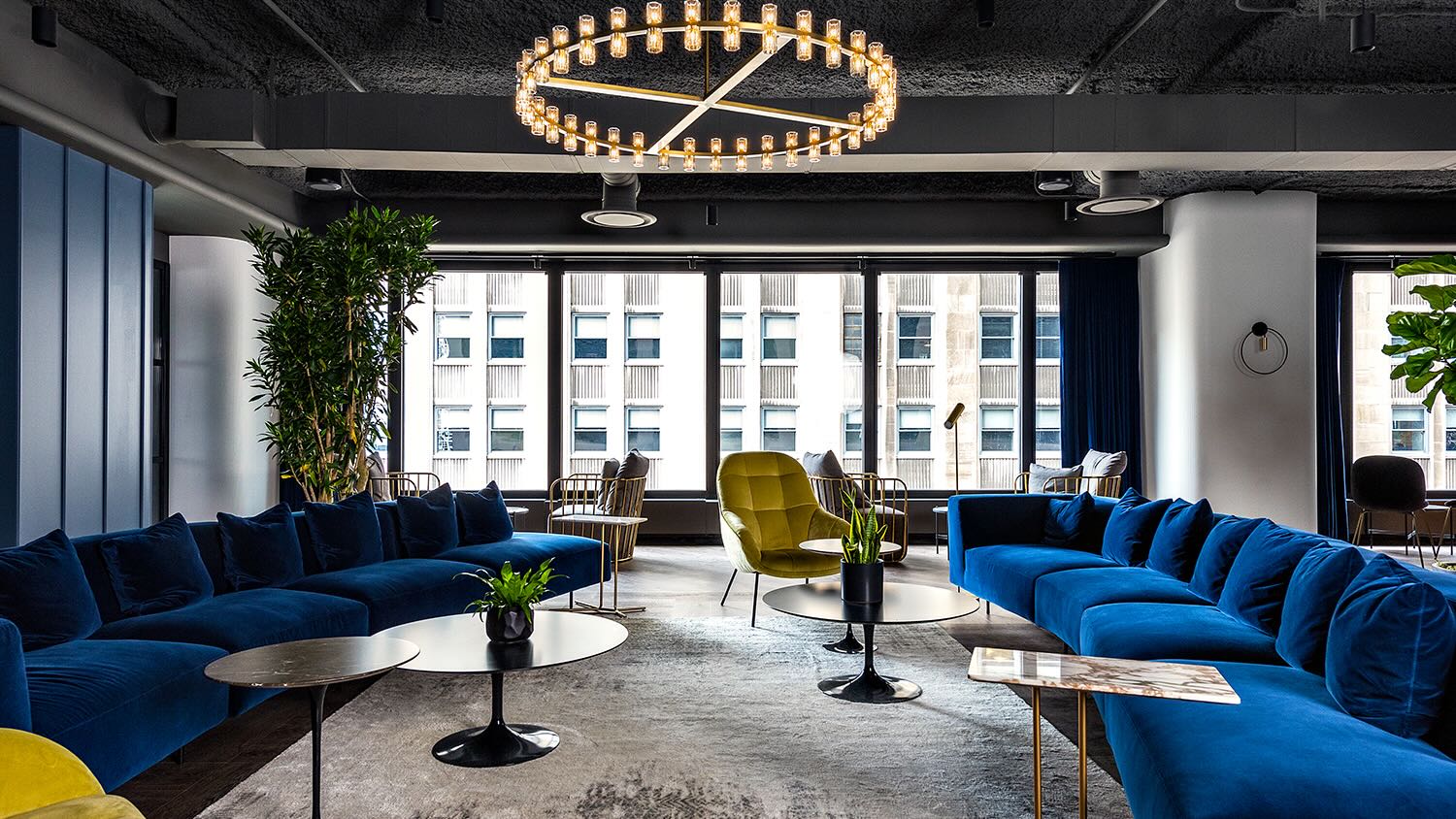 Read more about the article Amex Business Platinum adds coworking access and a new $500 credit