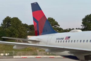 Read more about the article United’s new Wi-Fi status match aimed at Delta: Who’s eligible to be Premier?